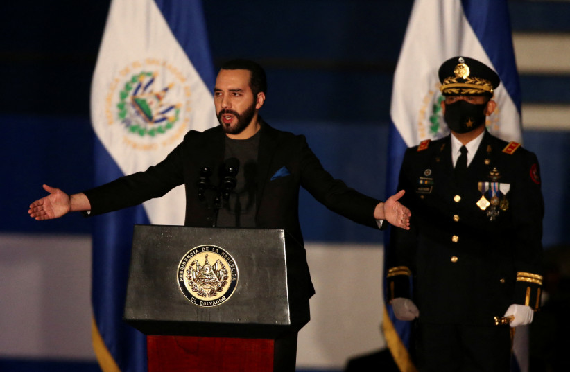  El Salvador's President Nayib Bukele speaks during a deployment ceremony for the Territorial Control plan and army officers' graduation at the Captain Gerardo Barrios Military Academy in Antiguo Cuscatlan, El Salvador December 15, 2021.  (credit: REUTERS/JOSE CABEZAS)