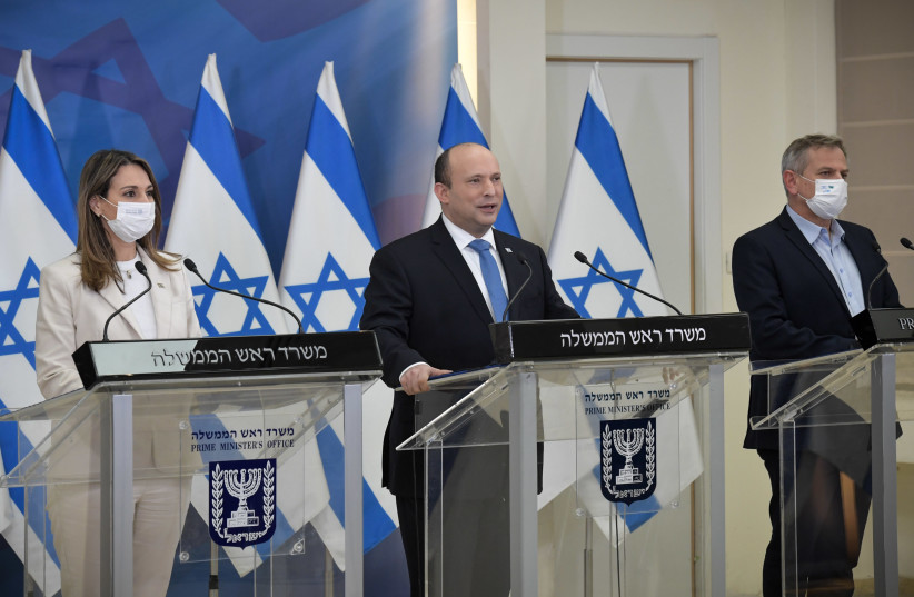  Press conference with Prime Minister Naftali Bennett, Health Minister Nitzan Horowitz and Education Minister Yifat Shasha-Biton on the new COVID-19 regulations for children, January 20, 2021 (photo credit: KOBI GIDEON/GPO)