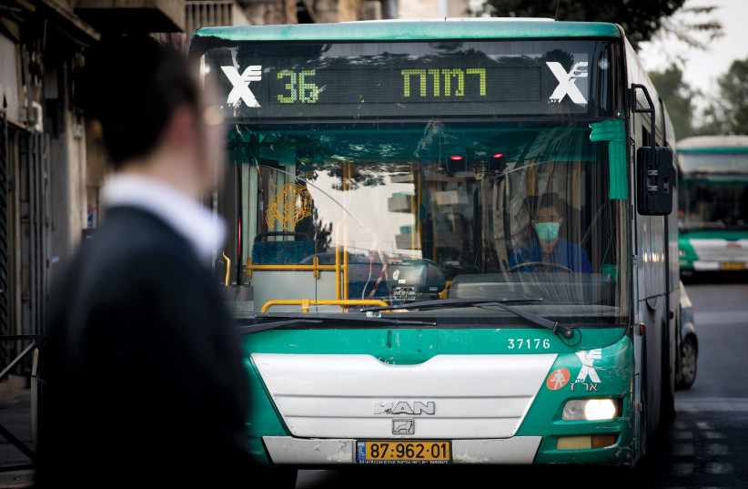  IS IT viable for the average resident to forgo their car and take the bus? (credit: YONATAN SINDEL/FLASH90)
