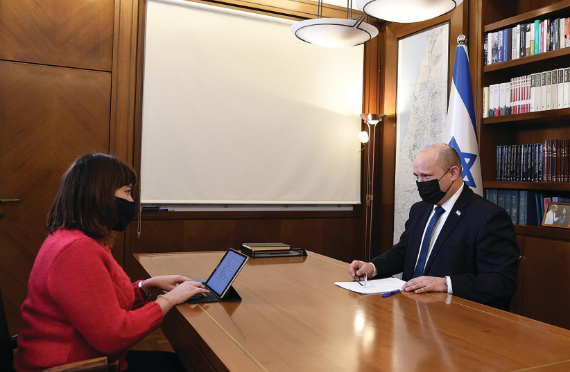  THE JERUSALEM POST'S Lahav Harkov interviewing Prime Minister Naftali Bennett this week. (credit: HAIM ZACH/GPO)