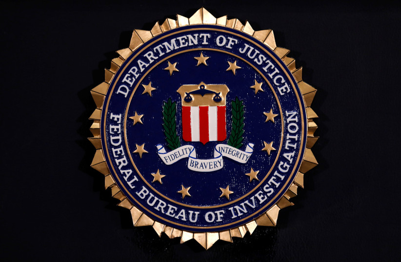 The Federal Bureau of Investigation (FBI) seal (credit: REUTERS/YURI GRIPAS)
