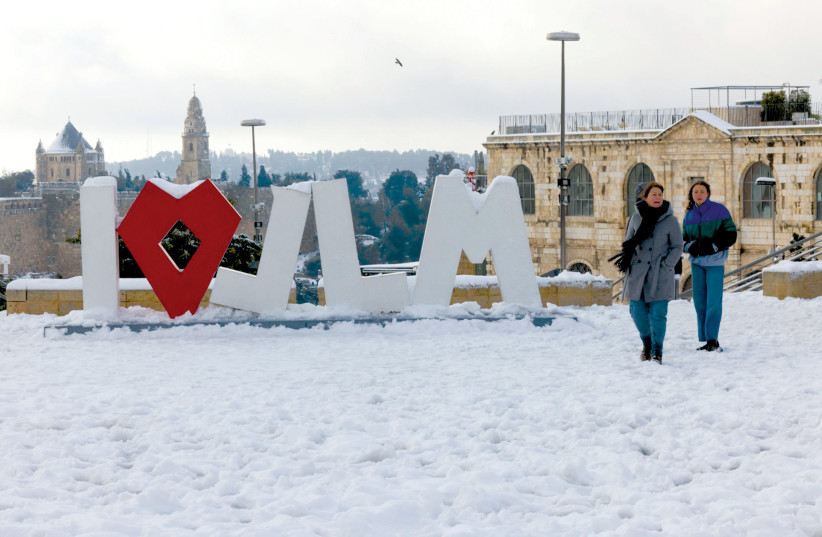  JERUSALEM LOVES snow. (photo credit: YOSSI ZAMIR)