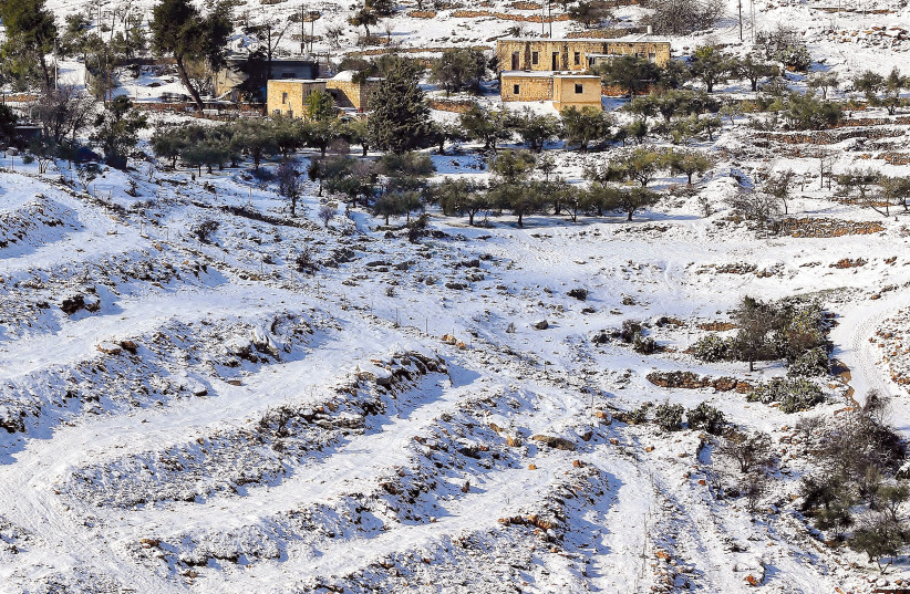  Snow in Jerusalem (photo credit: RICHARD SHAVEI-TZION)