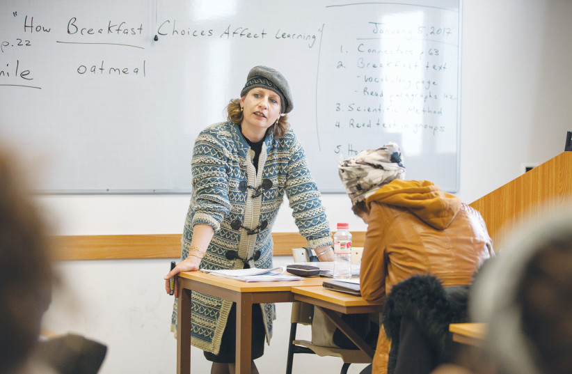  JANET KUPIETZKY trains English teachers in a class at Herzog College. (photo credit: HERZOG COLLEGE)