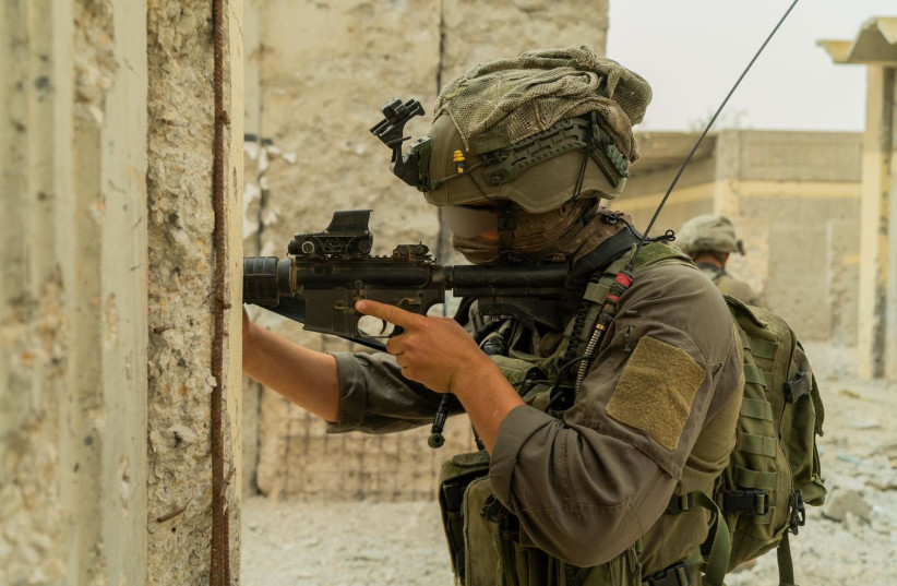 A soldier from the elite anti-guerrilla unit EGOZ in a training exercise (credit: IDF SPOKESPERSON'S UNIT)
