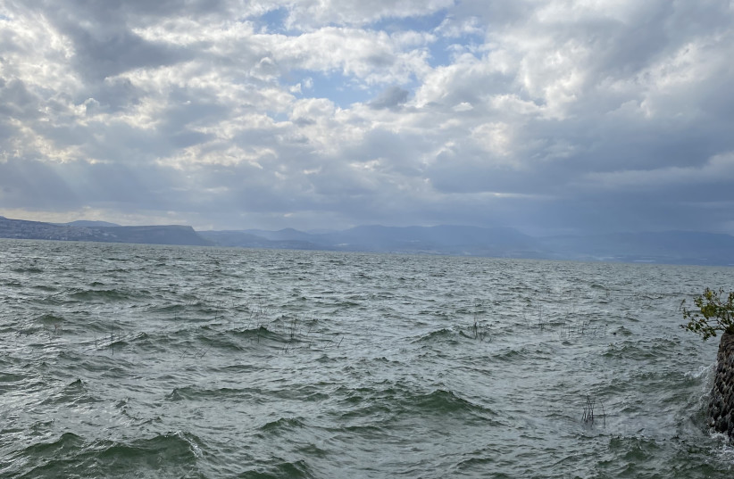  Israel's main reservoir, Lake Kinneret (Sea of Galilee). (photo credit: ROBERT HERSOWITZ)