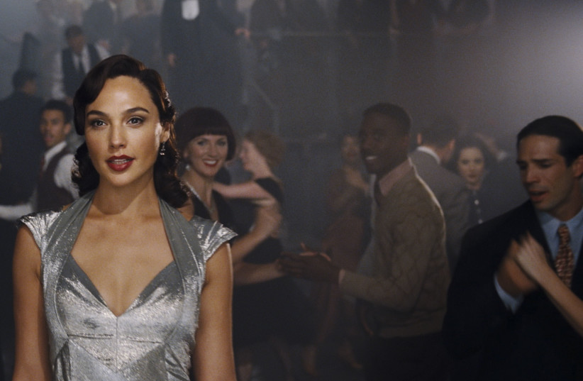  Gal Gadot in Death on the Nile. (credit: Courtesy of 20th Century Fox)