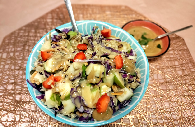  Quinoa apple salad with tehina dressing (credit: HENNY SHOR)