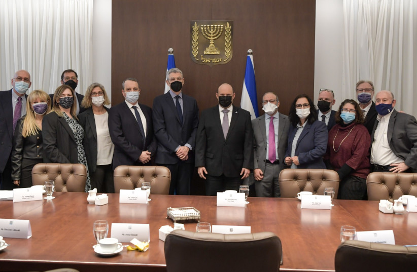  Prime Minister Naftali Bennett meets with leaders of the Reform and Conservatie movements, February 28, 2022.  (credit: KOBY GIDEON/GPO)