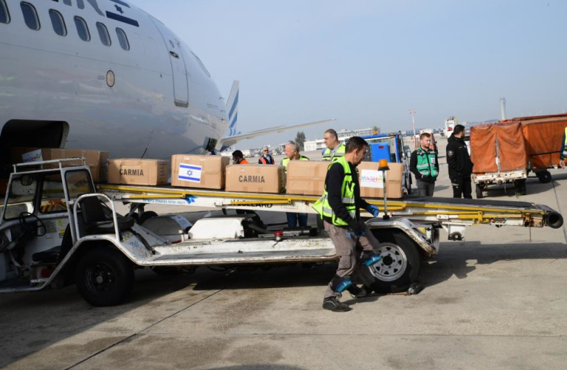  Israel prepares to send humanitarian aid to Ukraine, March 1, 2022 (credit: AVSHALOM SASSONI/MAARIV)