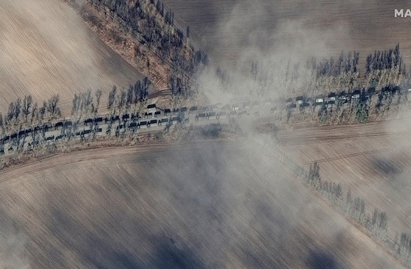  Satellite imagery shows Russian ground forces approaching Kyiv. (photo credit: MAXAR TECHNOLOGIES/HANDOUT VIA REUTERS)