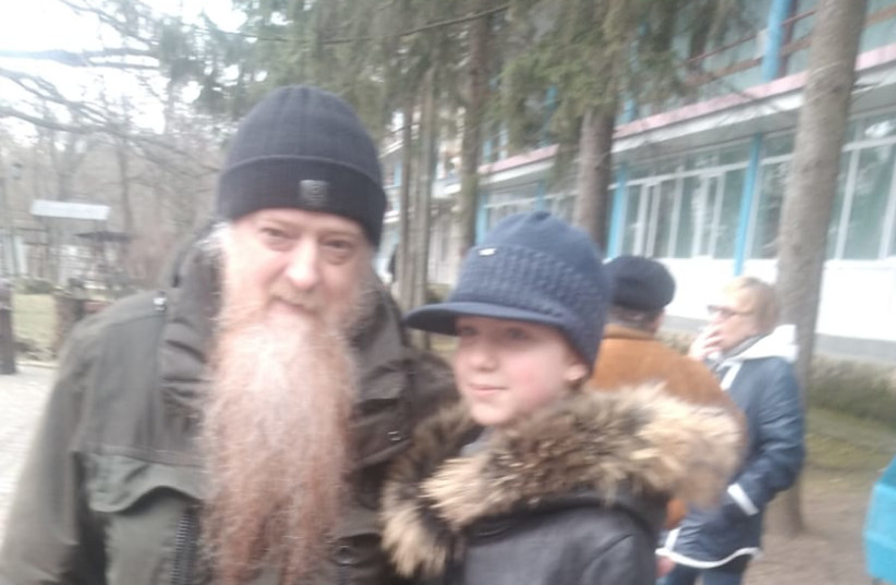  Yosef Azriel Sverdlov and his daughter Yasmin Rivka fled from Odessa to safey in Moldova (credit: GIL HOFFMAN)