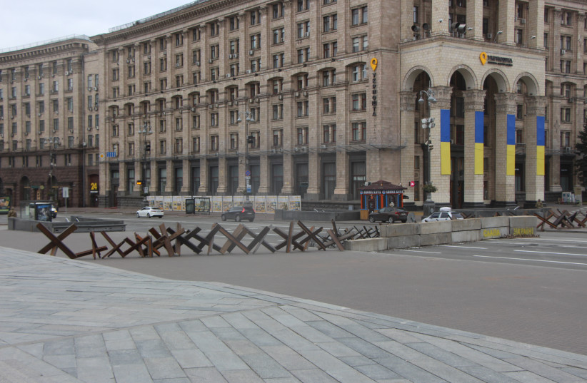 Anti-tank barricades in Kyiv (photo credit: JONATHAN SPYER)