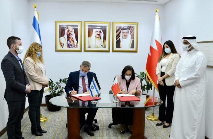  Health Minister Nitzan Horowitz at the signing of a cooperation agreement with Bahrain on March 9, 2022 (credit: HEALTH MINISTRY)