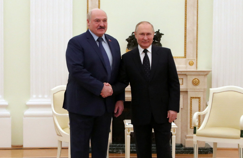  Russian President Vladimir Putin meets with Belarusian President Alexander Lukashenko in Moscow (credit: SPUTNIK/MIKHAIL KLIMENTYEV/ VIA REUTERS)