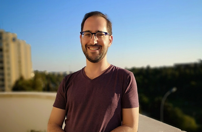 Hebrew U student awarded prestigious Apple AI fellowship - Vimarsana News