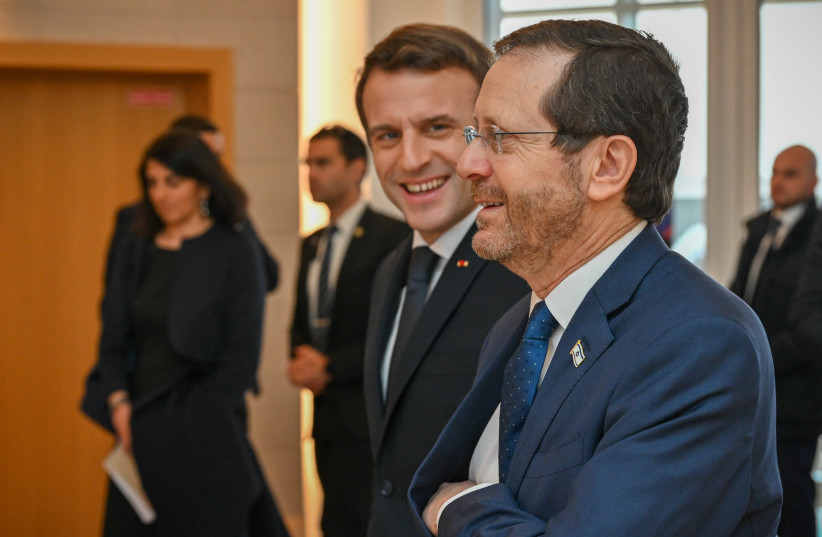  Israeli President Isaac Herzog and French President Emmanuel Macron meeting, March 20, 2022.  (photo credit: KOBI GIDEON/GPO)