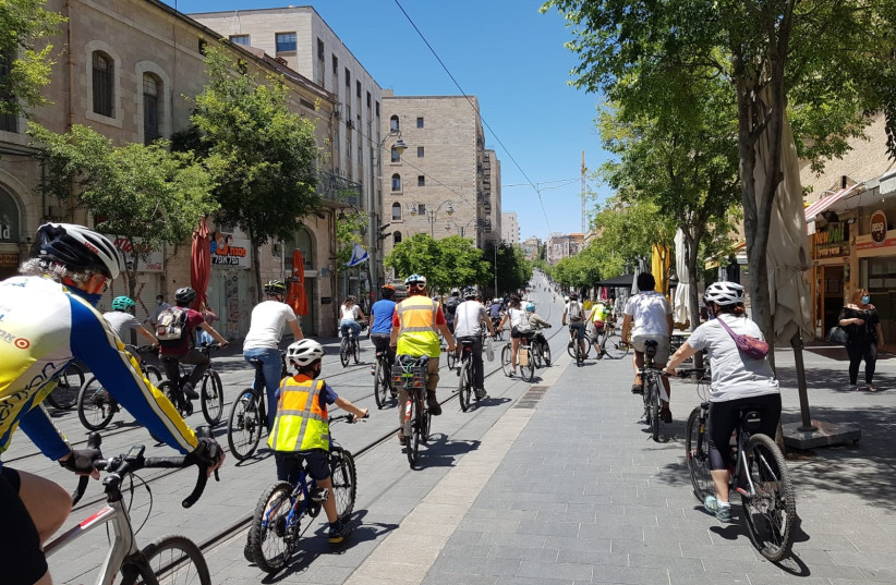  BICYCLES FOR Jerusalem organized ride on Jaffa Road. (credit: BICYCLES FOR JERUSALEM)