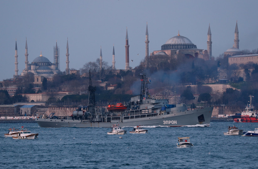  The Russian Navy's Black Sea Fleet 145th Rescue Ship Squad's Prut class rescue tug EPRON sails in the Bosphorus, on its way to the Black Sea, in Istanbul, Turkey  (photo credit: MURAD SEZER/REUTERS)