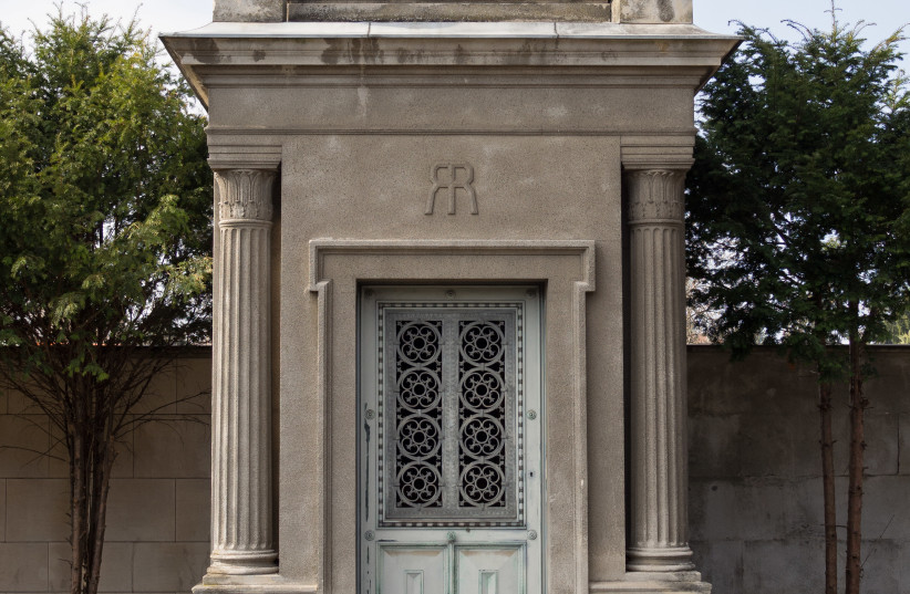  The Rothschild family mausoleum at the Vienna Central Cemetery (credit: WIKIPEDIA)