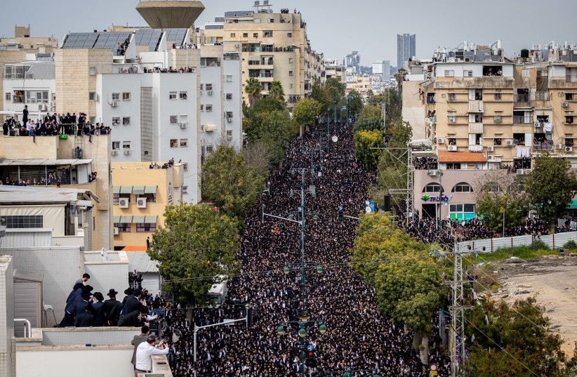  THOUSANDS ATTEND the funeral of Rav Chaim Kanievsky in Bnei Brak, March 20. (photo credit: YONATAN SINDEL/FLASH90)