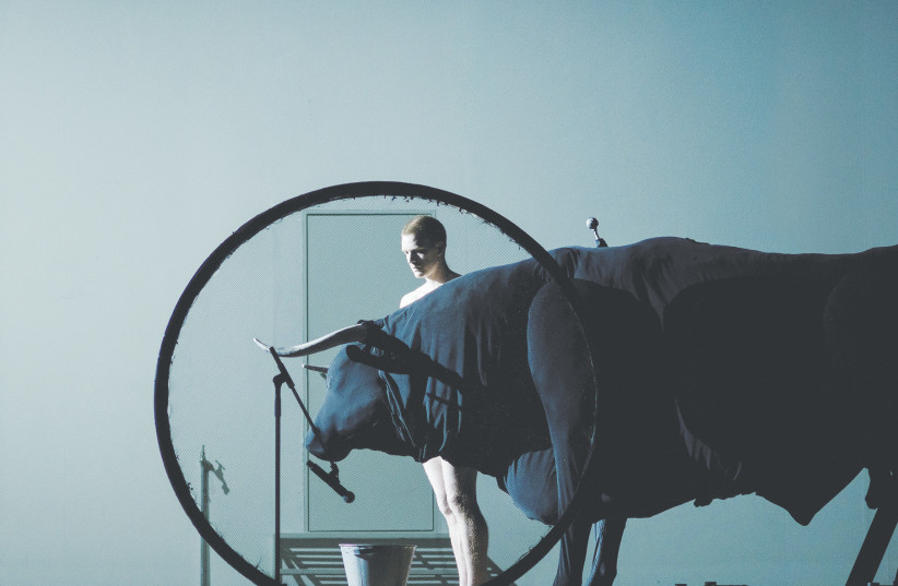 Dimitris Papaioannou brings 'Transverse Orientation' to Israel - Israel Culture - Vimarsana News