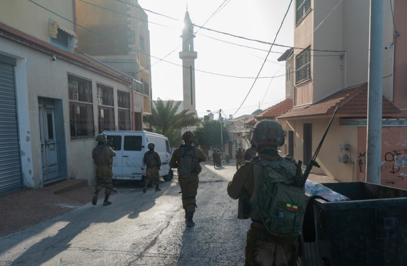  IDF soldiers enter Jenin to arrest suspects of involvement in the Bnei Brak terror attack. (photo credit: IDF SPOKESPERSON UNIT)