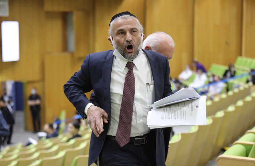  MK Moshe Abutbul at emergency Knesset meeting, April 6, 2022. (photo credit: MARC ISRAEL SELLEM/THE JERUSALEM POST)