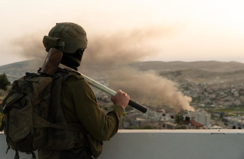  IDF soldiers operate in the West Bank, April 11, 2022 (photo credit: IDF SPOKESPERSON'S UNIT)