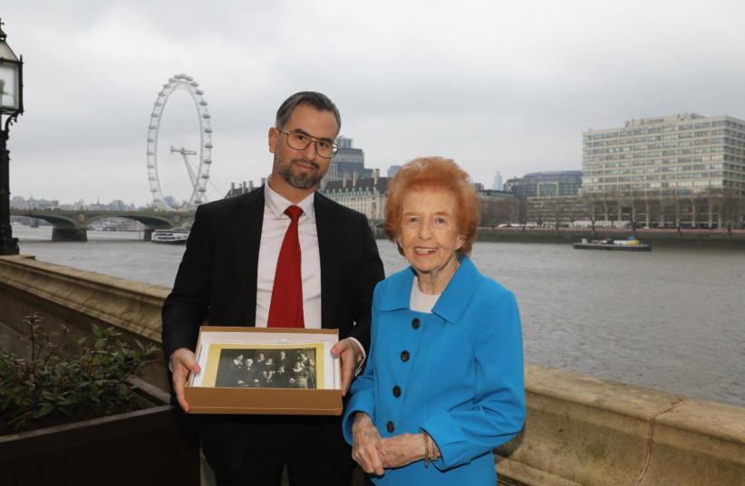  Eitan Nieshlos and UK Holocaust survivor Eve Kugler at the House of Lords (credit: MARC ISRAEL SELLEM)
