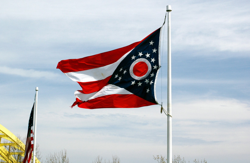  Ohio state flag (credit: Wikimedia Commons)