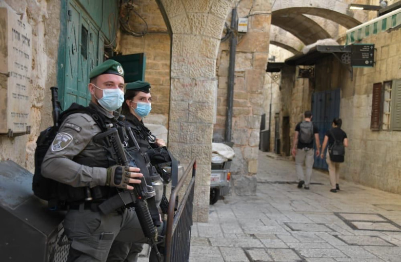  Israel Police forces in Jerusalem during Passover, April 17, 2022.  (credit: ISRAEL POLICE)