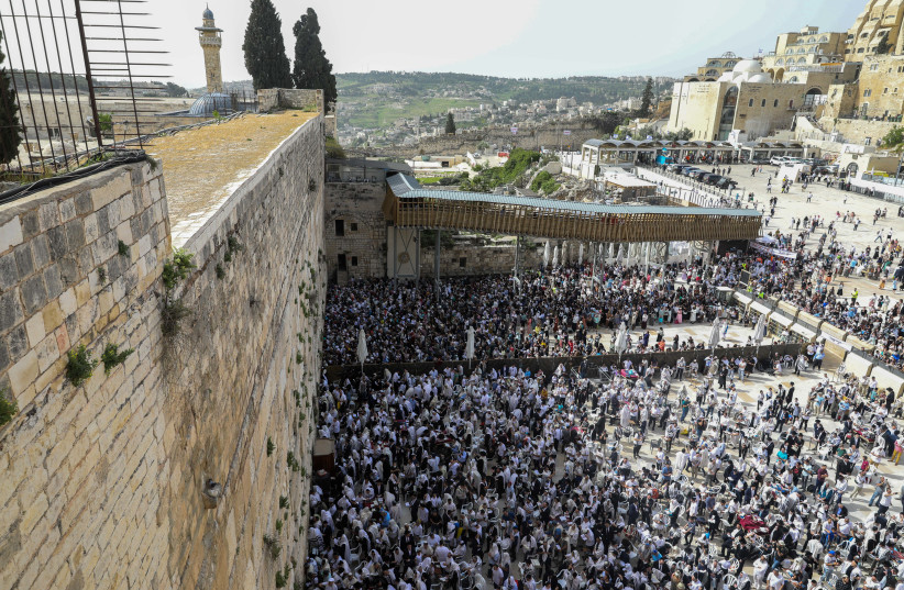  Priestly blessing at the Western Wall during Passover, April 18, 2022 (credit: MARC ISRAEL SELLEM)