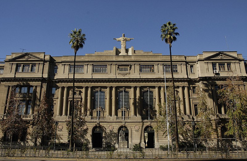 Front of the Central House of the Universidad Catolica in Santiago. (credit: Pontifical Catholic University of Chile)