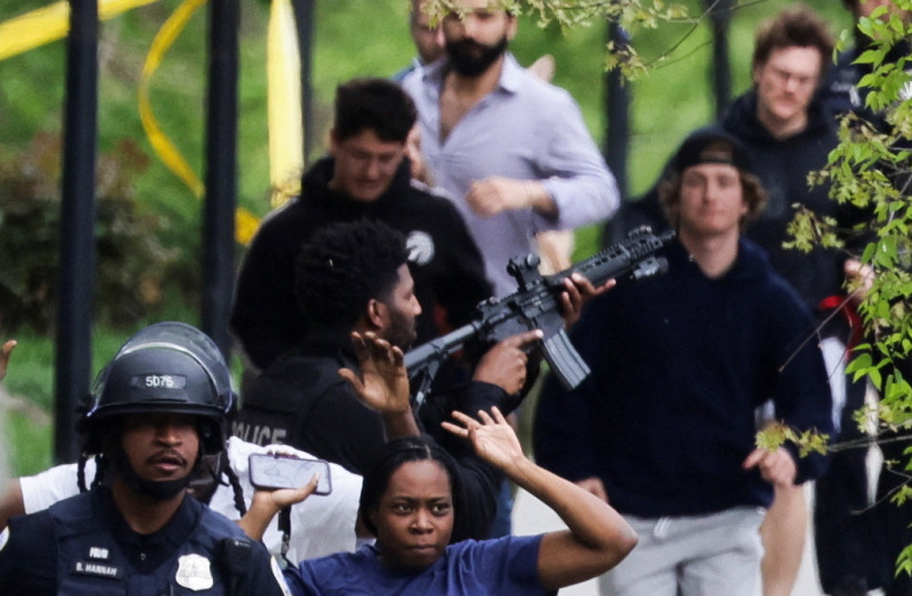 Gunman takes own life after wounding 4 near elite Washington prep school - Vimarsana News