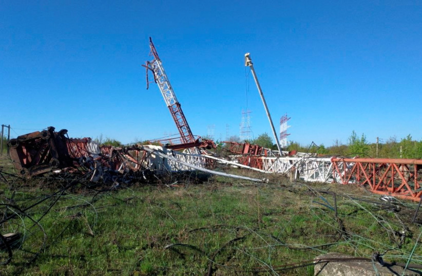  A view of toppled Pridnestrovian radio centre antennas, also known as ''Grigoriopol transmitter'', near Maiac, Grigoriopol (credit: REUTERS)