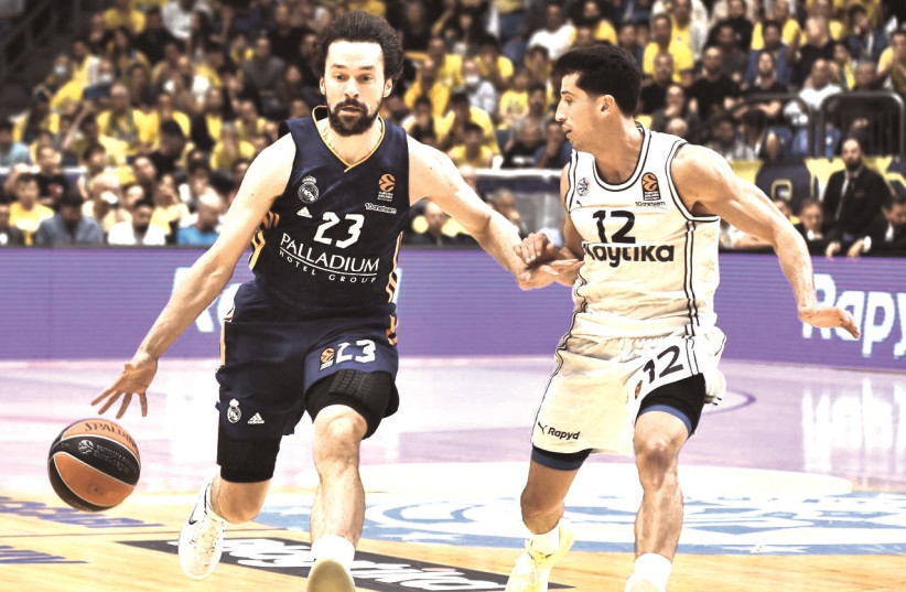 SERGIO LLULL (left) found his rhythm over the last two games of Real Madrid’s 3-0 sweep of John DiBartolomeo and Maccabi Tel Aviv in the Euroleague quarterfinals.  (credit: Dov Halickman)