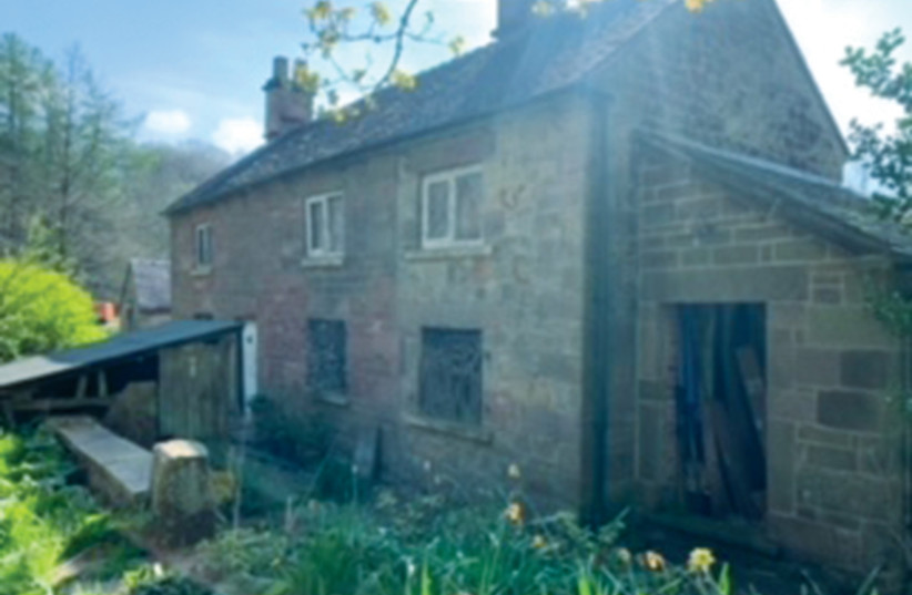  THE FARMHOUSE in Wincle, Cheshire, which is under renovation by a local man whose intention it is to live there. (photo credit: ANDREA SAMUELS)