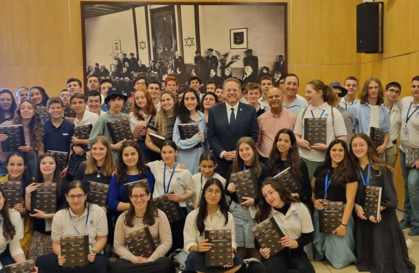  Contestants from around the world at the Jewish Agency building, meeting with Yaakov Hagoel. (photo credit: WORLD ZIONIST ORGANIZATION)