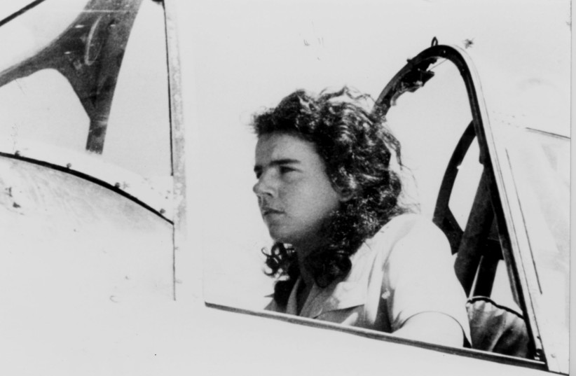  Zahara in the cockpit (credit: PALMAH ARCHIVES)