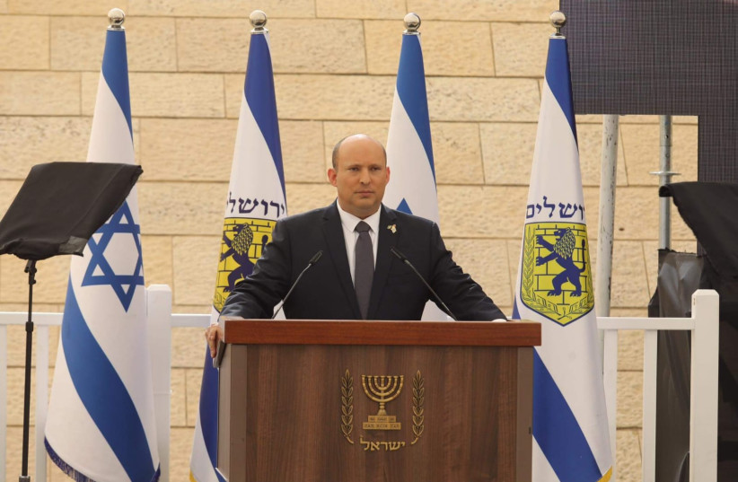  Prime Minister Naftali Bennett speaks at the Yad Labanim Memorial Day ceremony in Jerusalem, May 3, 2022 (photo credit: MARC ISRAEL SELLEM)