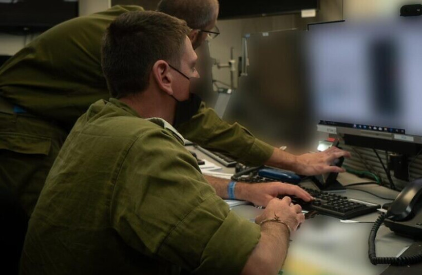  A war drill at the Fire Control Center of the IDF Southern Command. (credit: IDF SPOKESPERSON'S UNIT)