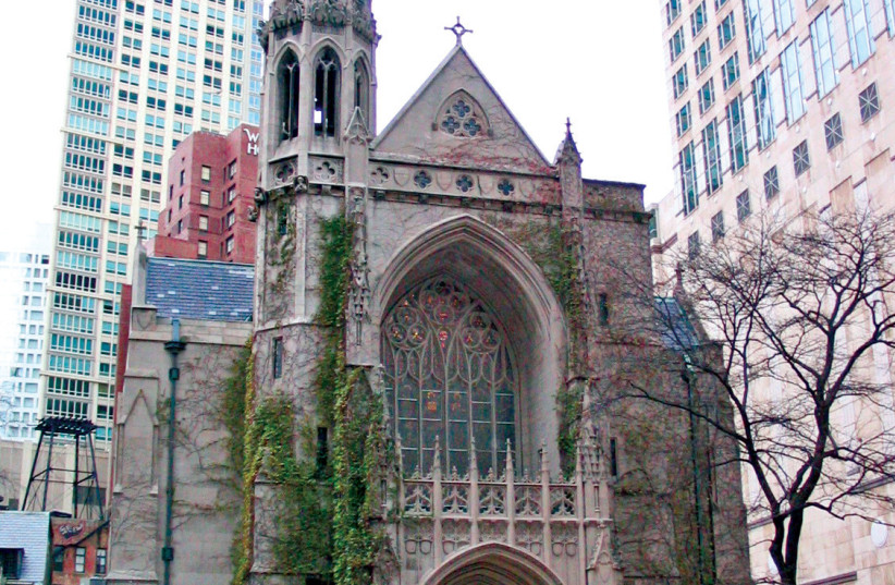  The Fourth Presbyterian Church in Chicago (photo credit: WIKIPEDIA)