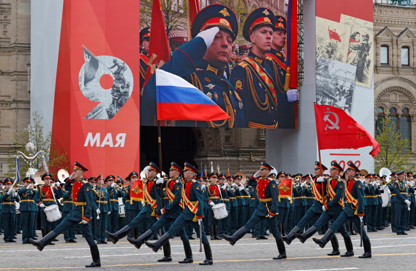  Russian service members take part in a military parade on Victory Day, which marks the 77th anniversary of the victory over Nazi Germany in World War Two, in Red Square in central Moscow, Russia May 9, 2022. (credit: REUTERS/MAXIM SHEMETOV)