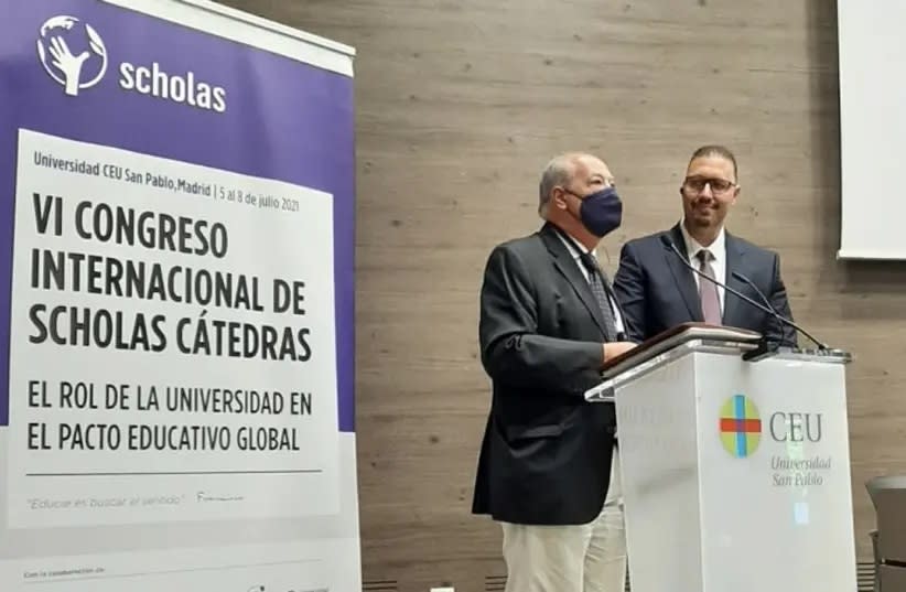  Ydgal Ach, CEO of Y.A Maof and Jose Maria Del Coral, president of Scholas occurentes at the Scholas conference in Madrid in June. (photo credit: Courtesy)