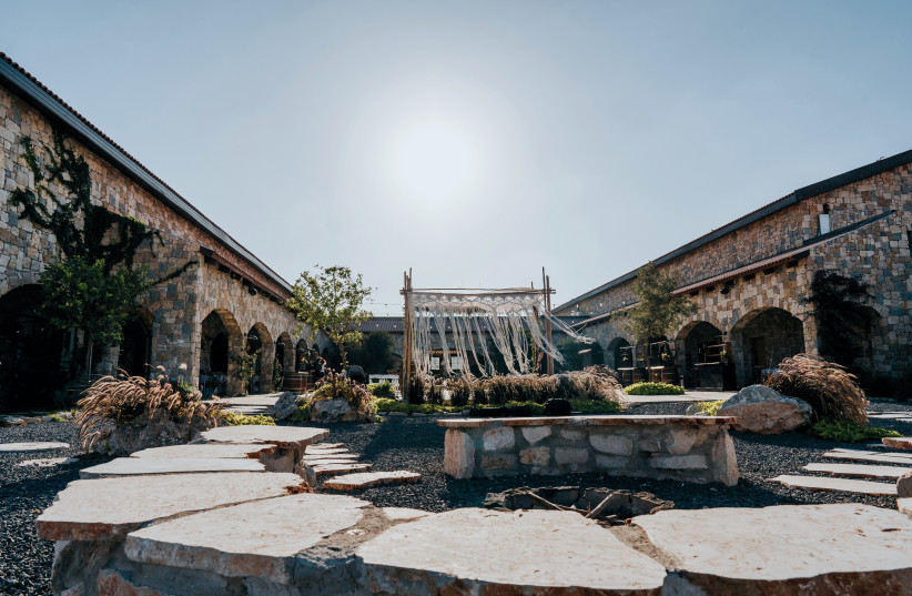  The courtyard at Psagot Winery (photo credit: PSAGOT)