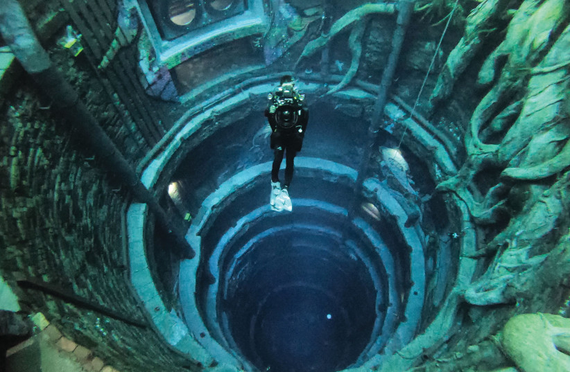  GRANDEUR: EXPERIENCING Deep Dive Dubai, the deepest swimming pool in the world reaching 60m. (photo credit: Giuseppe Cacace/AFP via Getty Images)