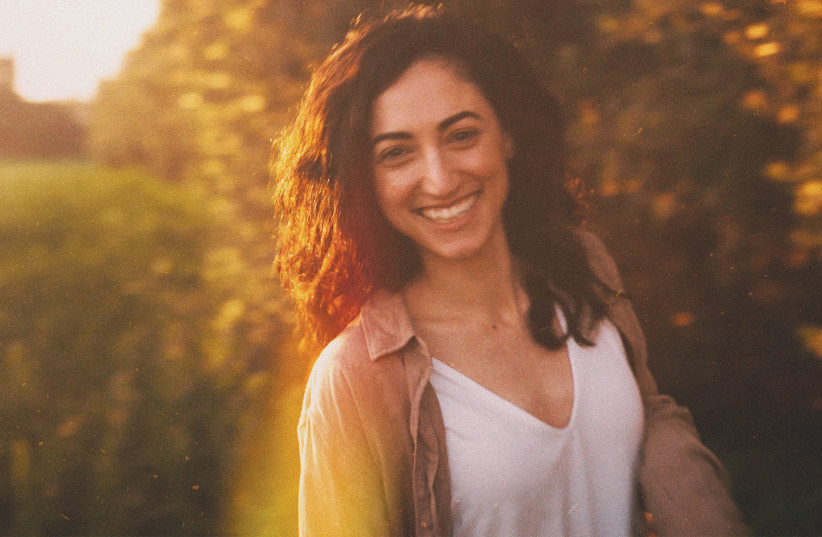 Jerusalem Arts Festival: Anat Malamud brings new 'Le'ehov Oti' show - Israel Culture - Vimarsana News