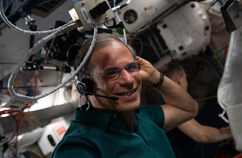  Mission Specialist Eytan Stibbe floats onboard the station. (photo credit: AXIOMSPACE/NASA)
