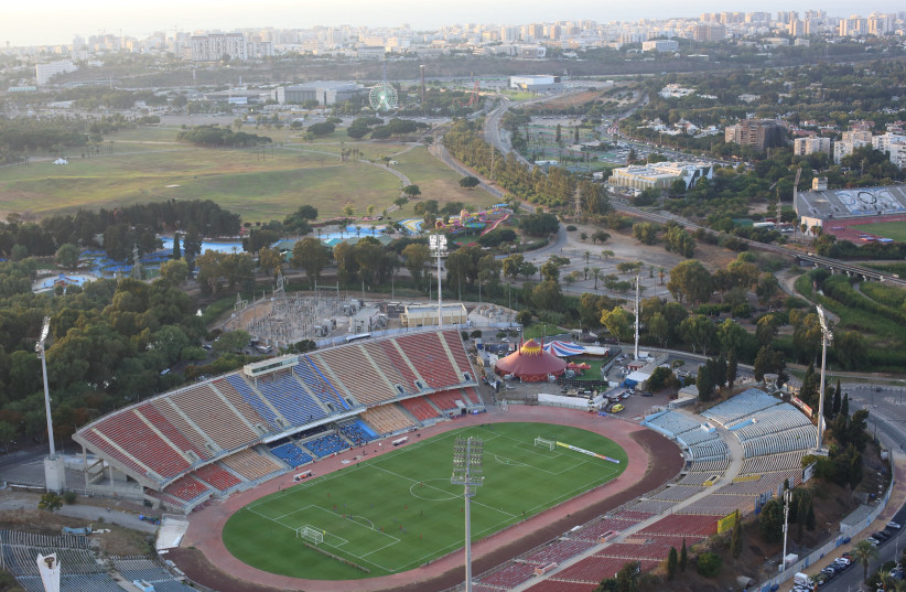 View of the Ramat Gan Stadium. October 31, 2017. (credit: YAAKOV NAUMI/FLASH90)